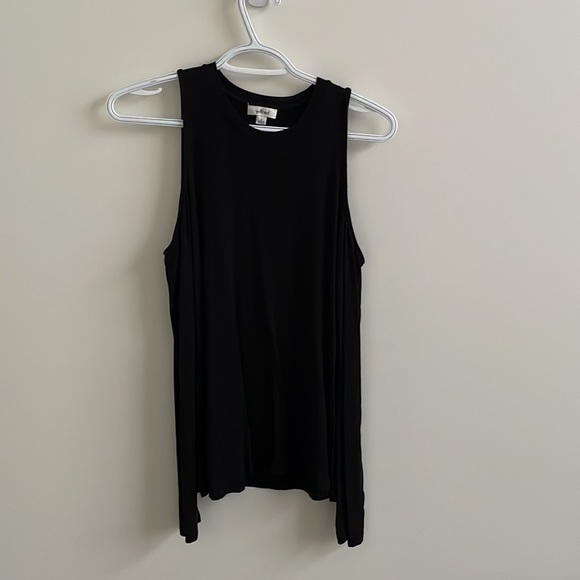 Aritzia long sleeve - Picture 1 of 4